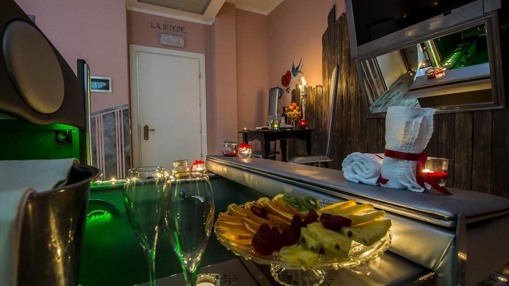 Hotel Butterfly Torre del Lago Puccini Kültér fotó