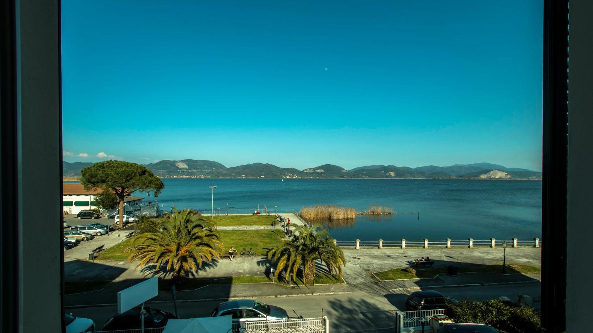 Hotel Butterfly Torre del Lago Puccini Kültér fotó