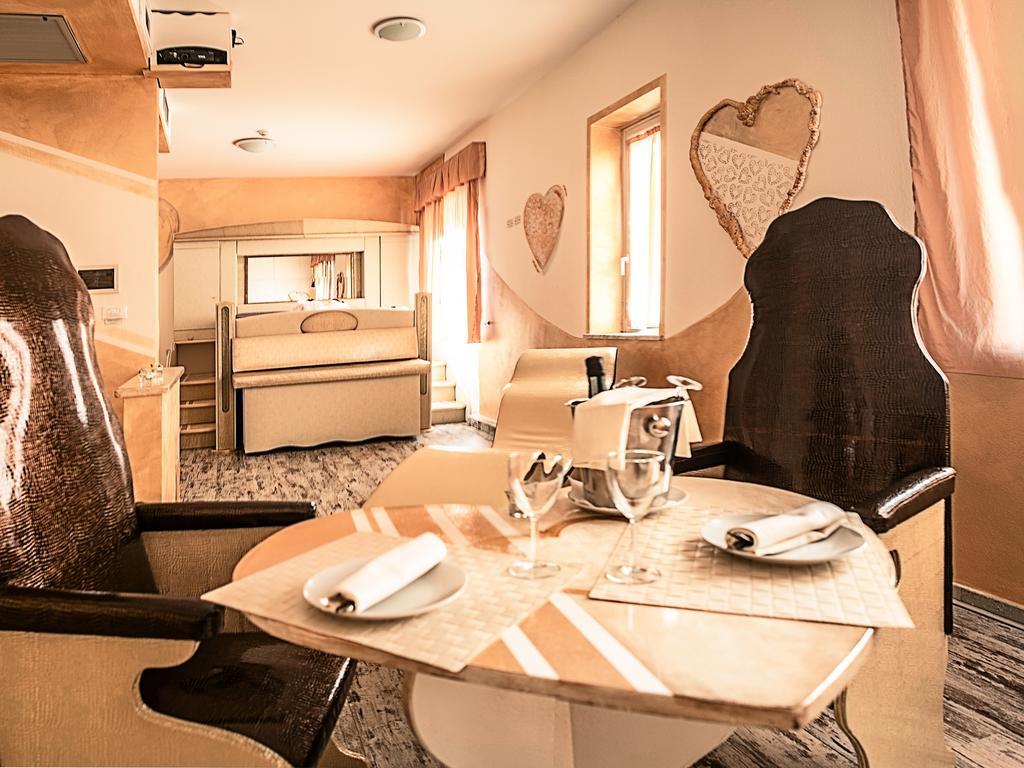 Hotel Butterfly Torre del Lago Puccini Kültér fotó