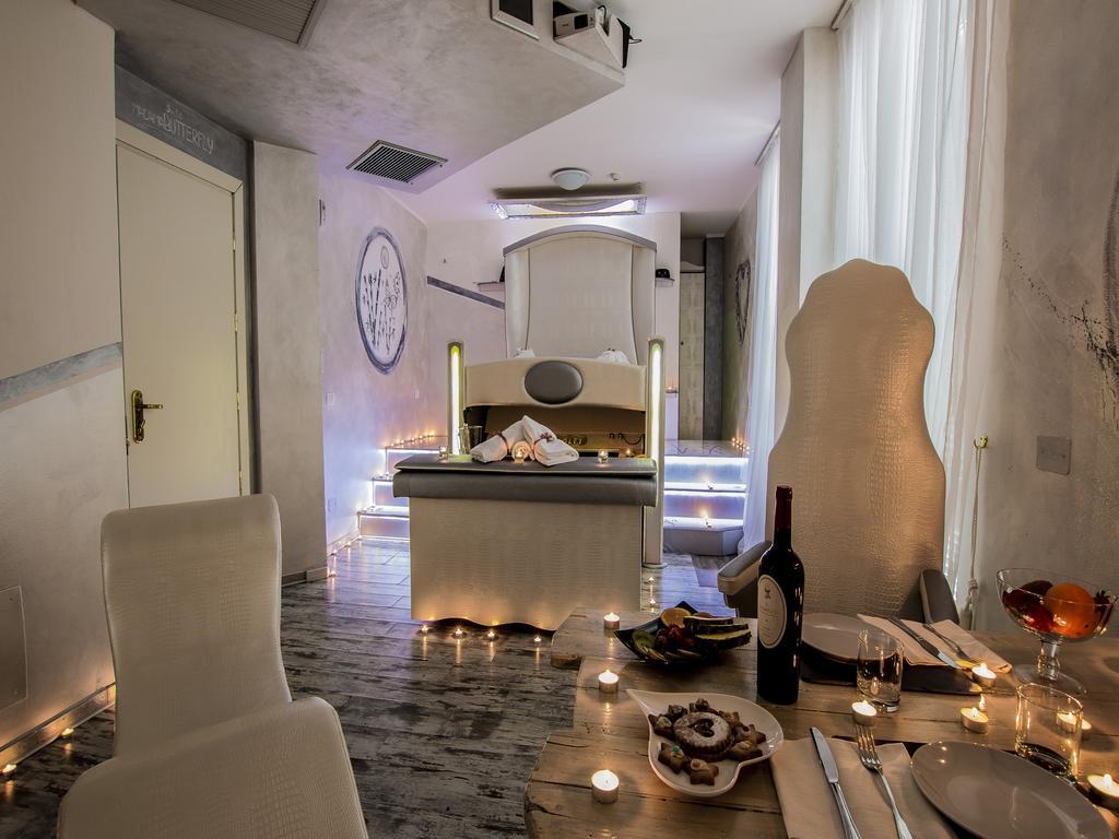 Hotel Butterfly Torre del Lago Puccini Kültér fotó